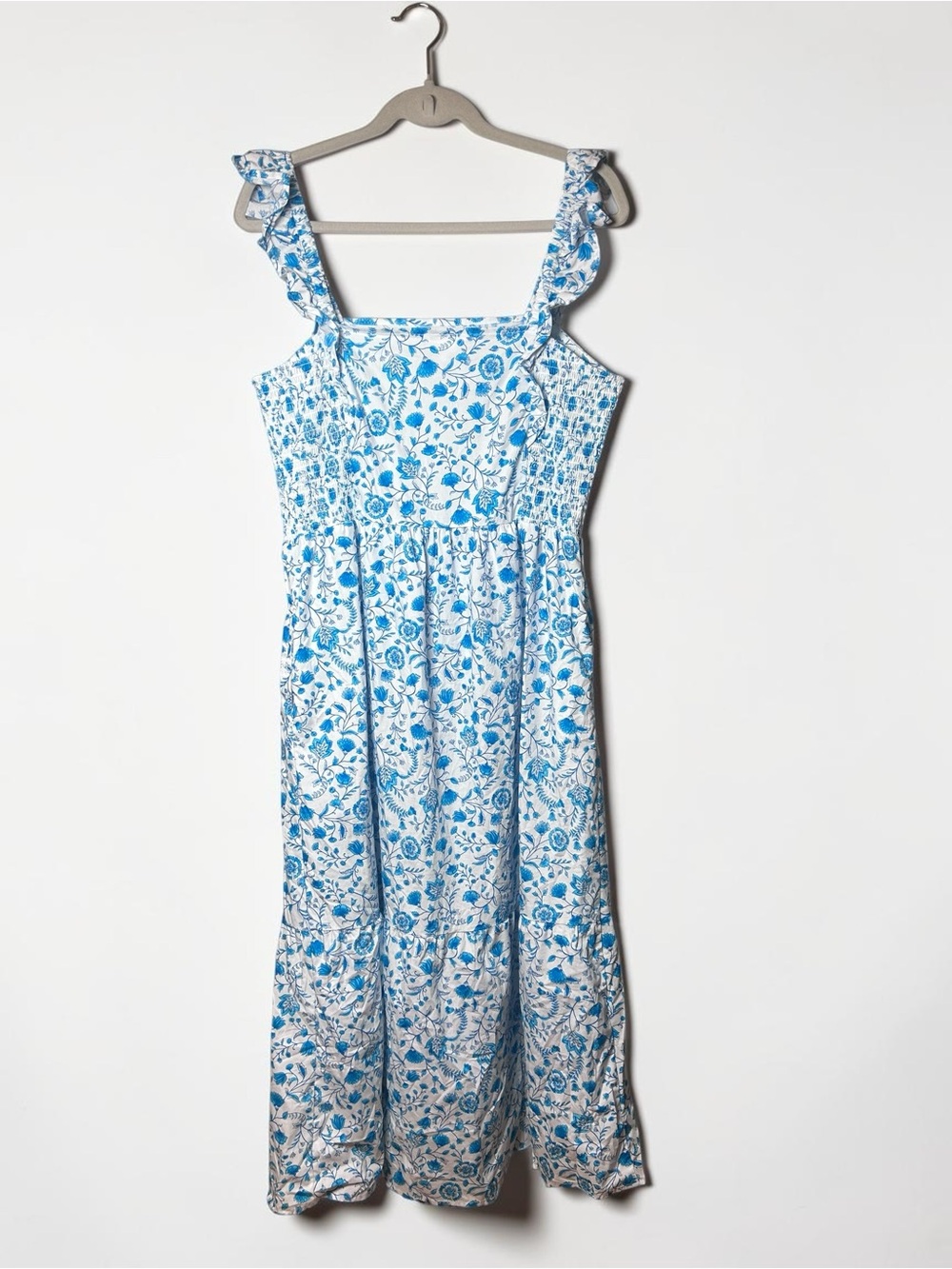Draper James Blue Floral Cotton Maxi Dress Size L Smocked Bust Pockets Coastal - Picture 2 of 12
